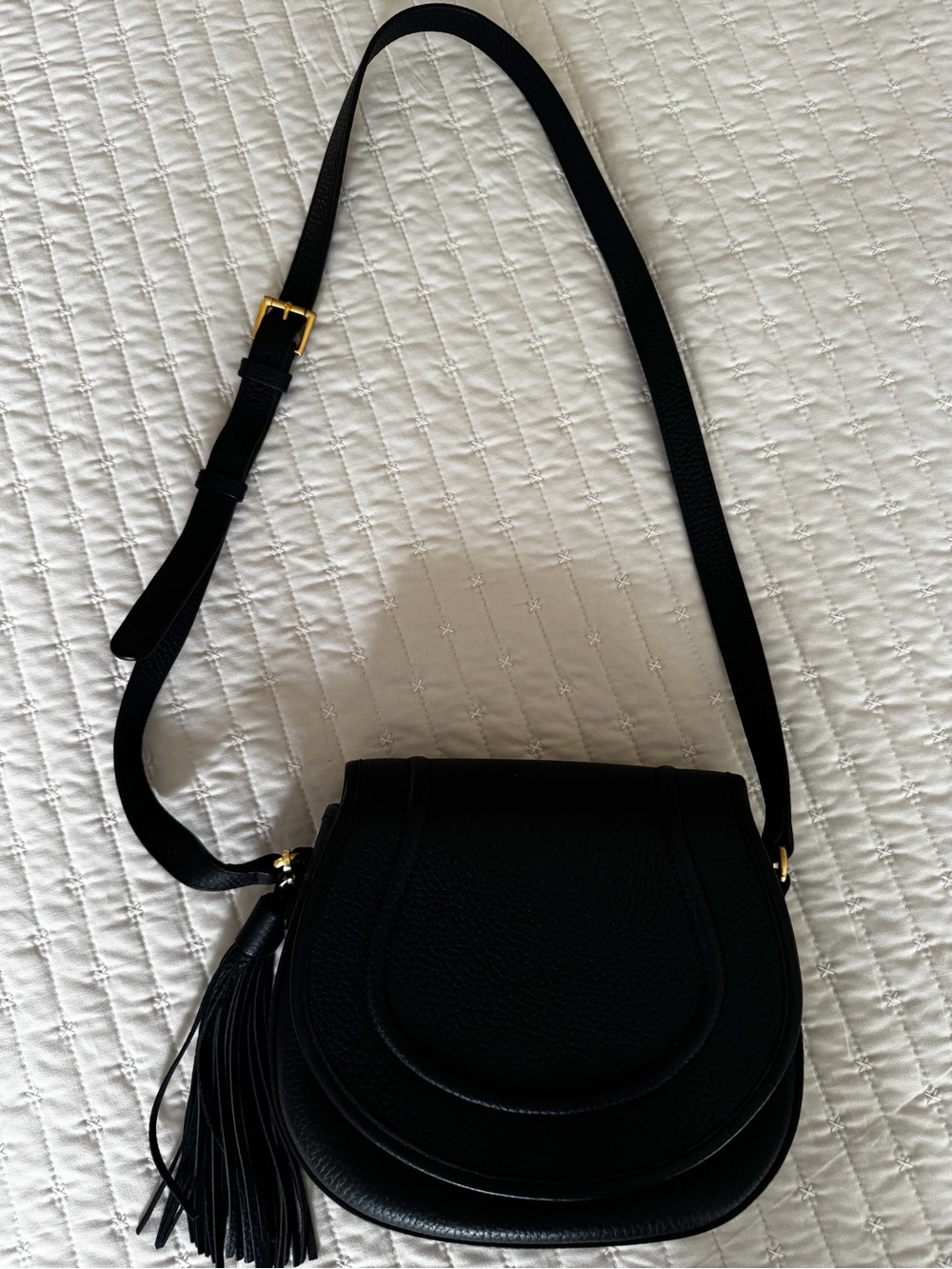 GiGi New York Black Pebbled Leather Crossbody Saddle Bag with Tassel - Picture 2 of 6